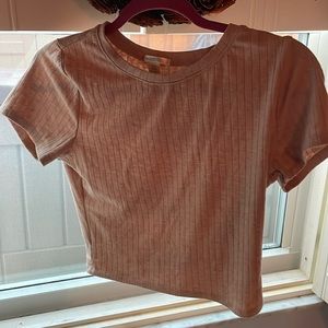 Large bozzolo tannish shirt